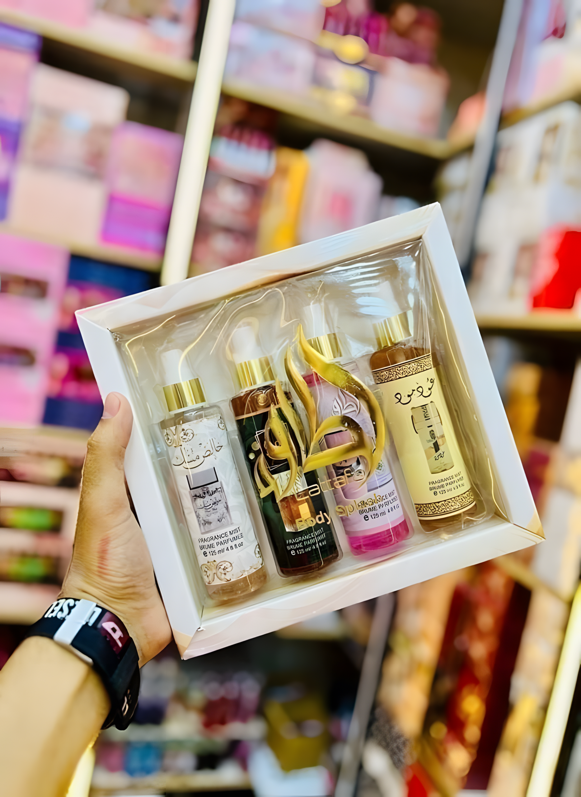 • LATAFA WOMEN BOX