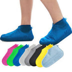 Silicone rain and slip-resistant shoe protector cover, suitable for all products, designed to keep shoes dry and prevent slipping.
