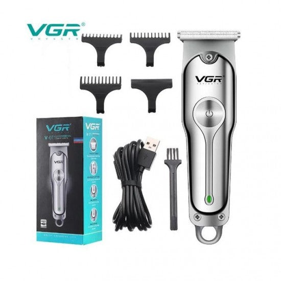 VGR071 men's electric shaver from سوق كوم with close-cut blades and ergonomic design, ideal for a smooth shave.