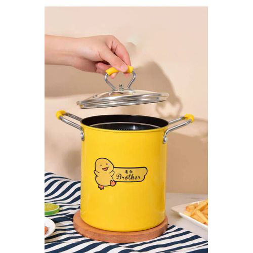 Tefal 2-liter Batout frying pan, a kitchen accessory with non-stick surface, ideal for cooking and frying.