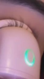 • Lash curler